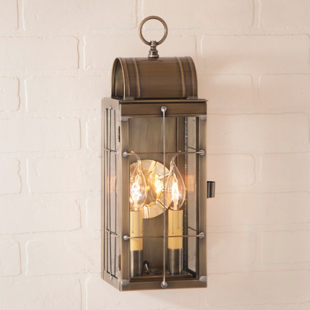 Queen Arch Lantern in Weathered Brass